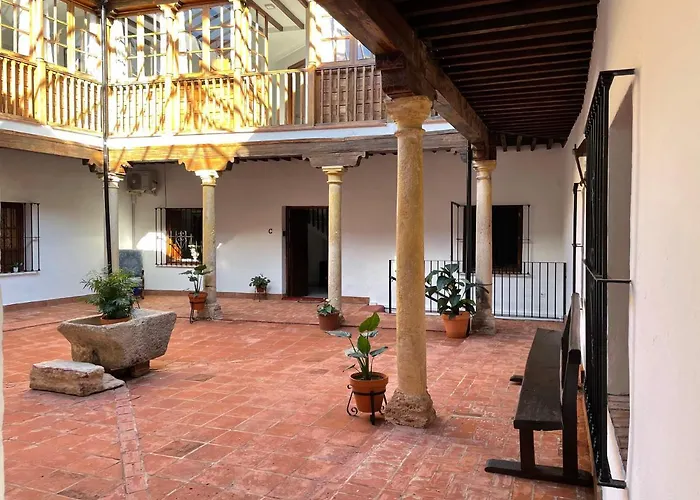 Apartamentos Patio de Santa María